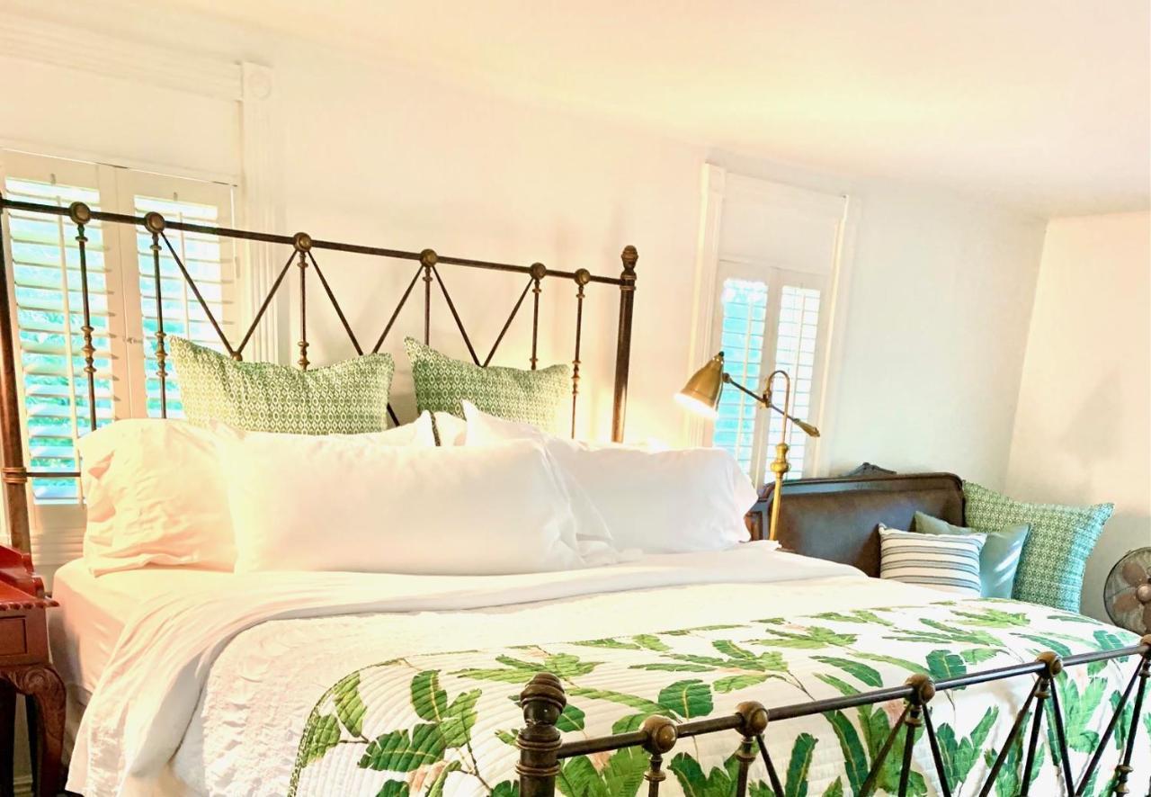 Plantation House Bed & Breakfast 포트 호프 외부 사진